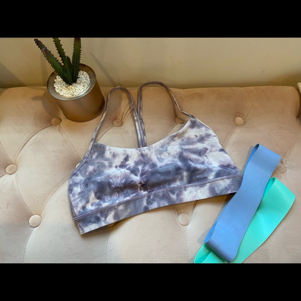 🤍💜Lululemon Sports Bra💜🤍